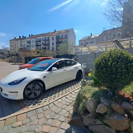 Space Im Campus Der Jvp Schule מלון דירות