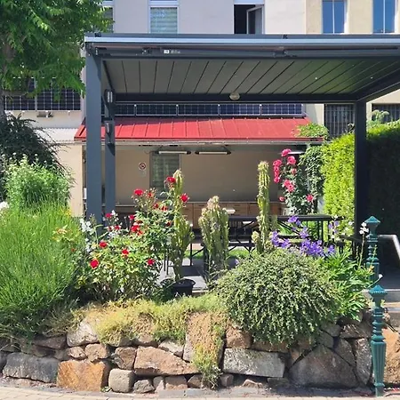 מלון דירות Space Im Campus Der Jvp Schule *