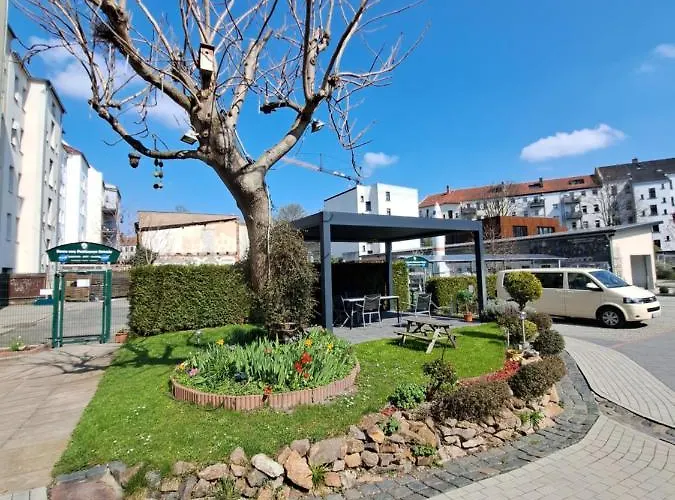 Space Im Campus Der Jvp Schule מלון דירות