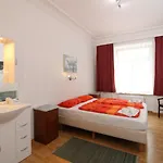 Apartahotel Space Im Campus Der Jvp Schule
