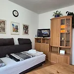 Hotel apartamentowy Space Im Campus Der Jvp Schule