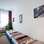 Apartahotel Space Im Campus Der Jvp Schule *