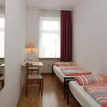 Apart-hotel Space Im Campus Der Jvp Schule Leipzig