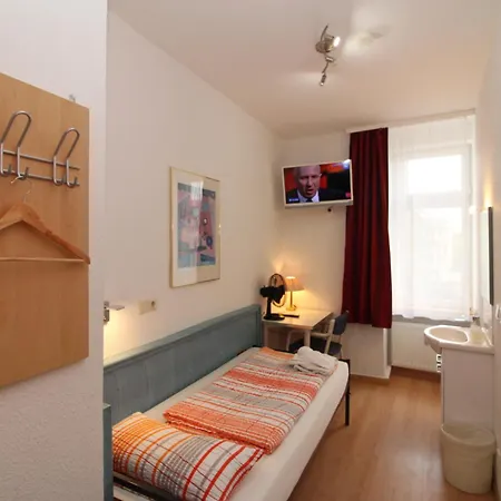 Aparthotel Space Im Campus Der Jvp Schule *