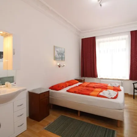 Hotel apartamentowy Space Im Campus Der Jvp Schule