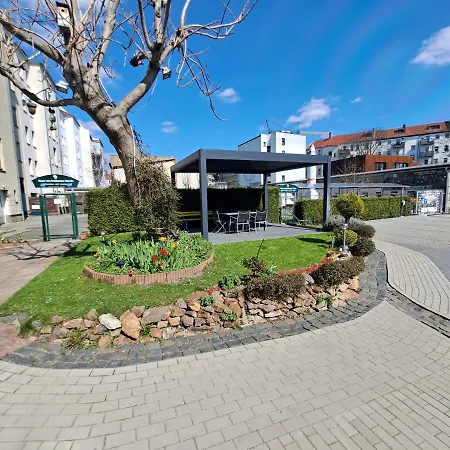 Apart-hotel Space Im Campus Der Jvp Schule