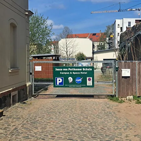 Space Im Campus Der Jvp Schule *