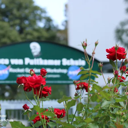 Lejlighedshotel Space Im Campus Der Jvp Schule Leipzig