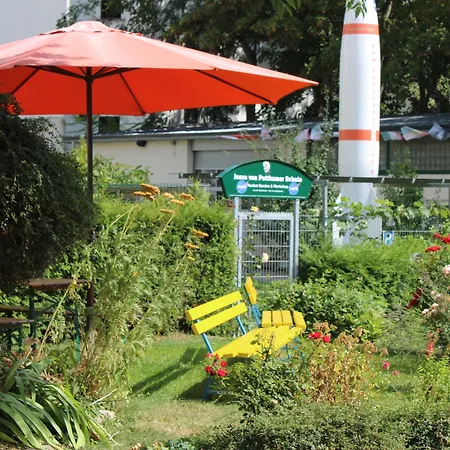 Space Im Campus Der Jvp Schule Apart-hotel *