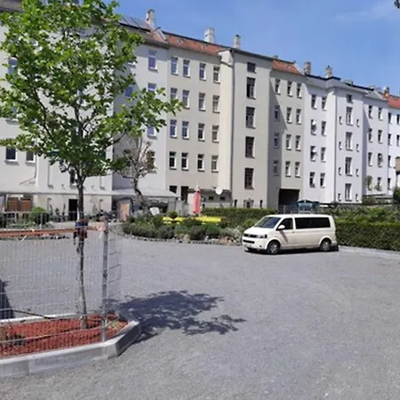 Space Im Campus Der Jvp Schule Lejlighedshotel