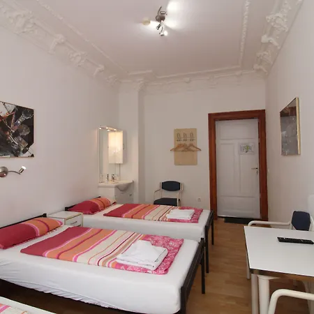 Space Im Campus Der Jvp Schule Aparthotel *