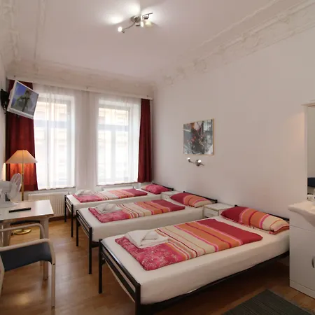 Space Im Campus Der Jvp Schule Aparthotel *