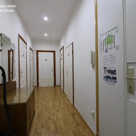 Hotel apartamentowy Space Im Campus Der Jvp Schule *
